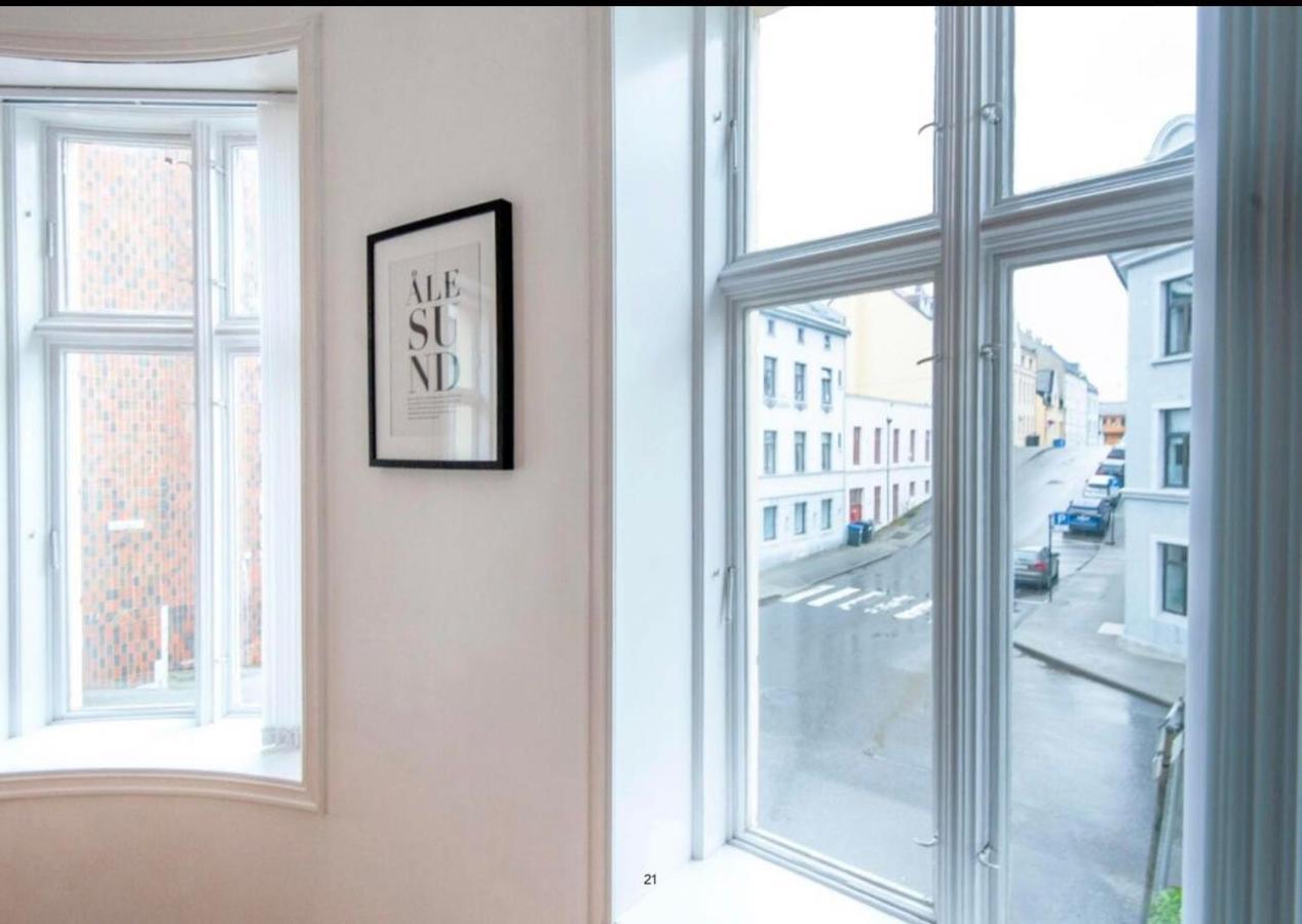 Apartment In Alesund City Center Exterior photo